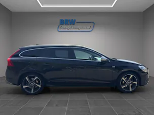 VOLVO V60 1.6 T4 Kinetic R-Design