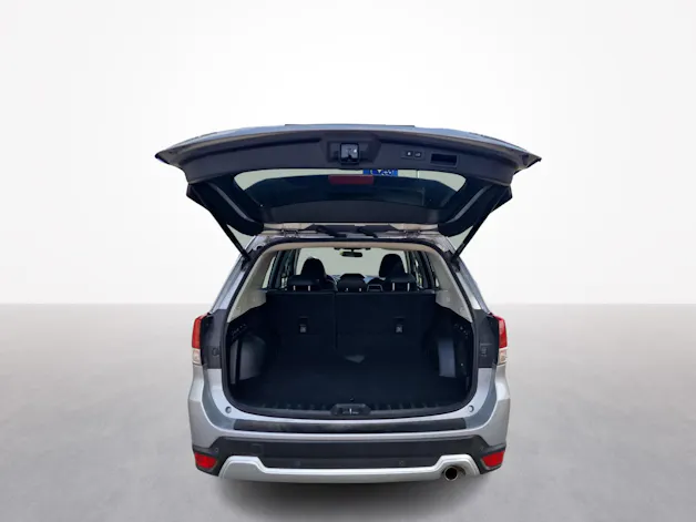 Subaru Forester Station 2.0i e-Boxer Luxury