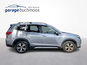 Subaru Forester Station 2.0i e-Boxer Luxury