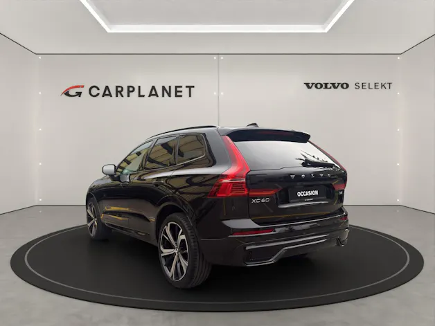 VOLVO XC60 2.0 B4 MH Plus Dark AWD