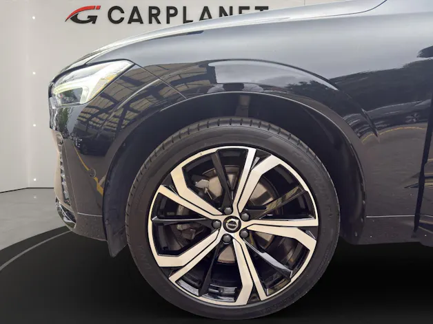 VOLVO XC60 2.0 B4 MH Plus Dark AWD