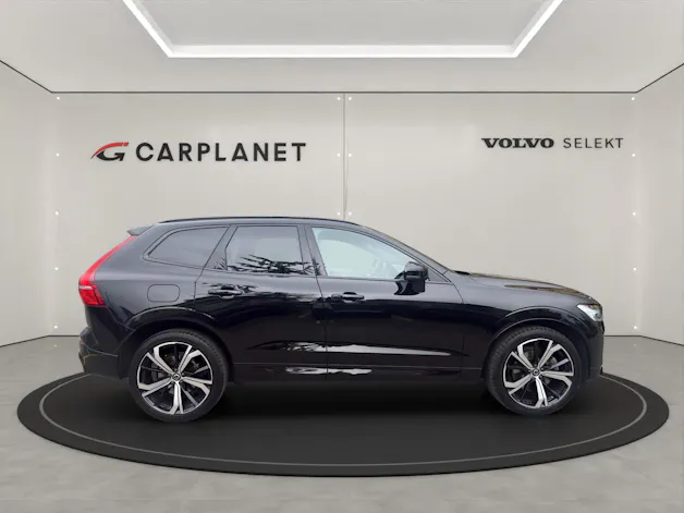 VOLVO XC60 2.0 B4 MH Plus Dark AWD