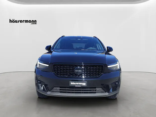 VOLVO XC40 2.0 B4 MH Black Edition