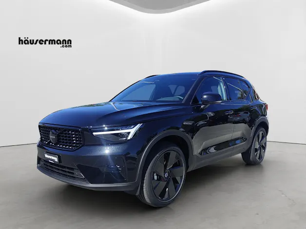 VOLVO XC40 2.0 B4 MH Black Edition