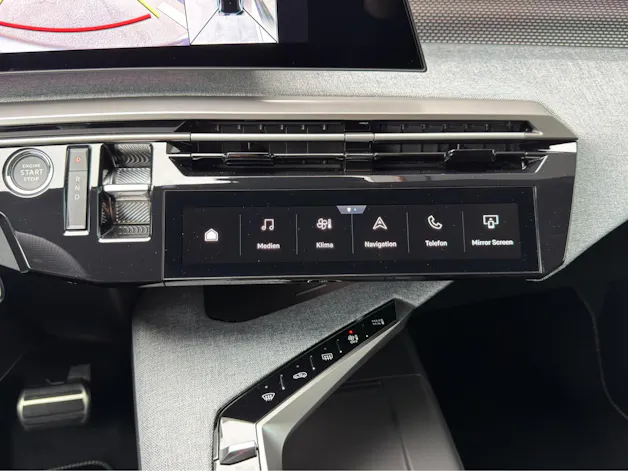 PEUGEOT 5008 e-GT Exclusive AWD
