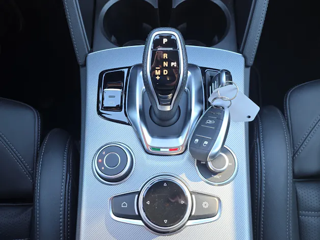 ALFA ROMEO Stelvio 2.0 Q4 280 Veloce