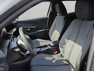 PEUGEOT 2008 e-Allure