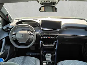 PEUGEOT 2008 e-Allure