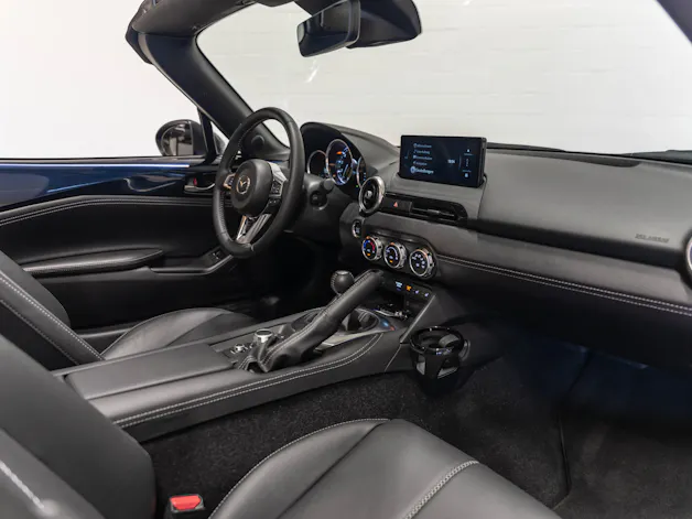 MAZDA MX-5 1.5 Exclusive-Line