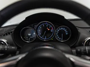 MAZDA MX-5 1.5 Exclusive-Line