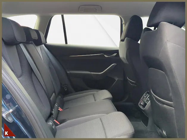 SKODA Octavia Combi 2.0 TDI Ambition 4x4 DSG