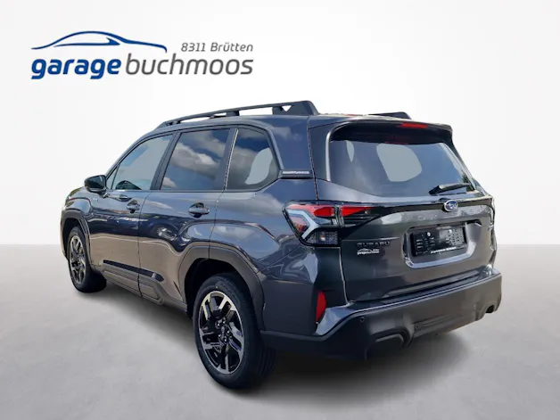 Subaru Forester Station 2.0i e-Boxer Swiss Plus