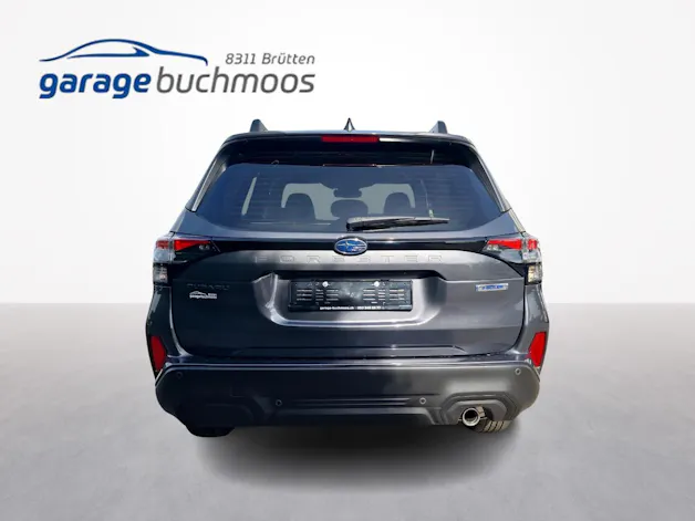 Subaru Forester Station 2.0i e-Boxer Swiss Plus