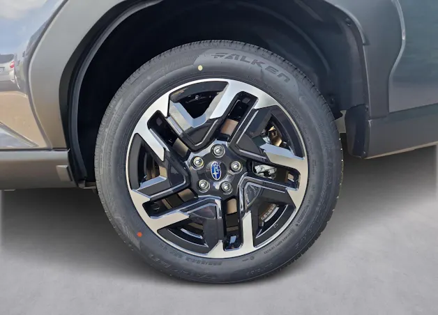 Subaru Forester Station 2.0i e-Boxer Swiss Plus