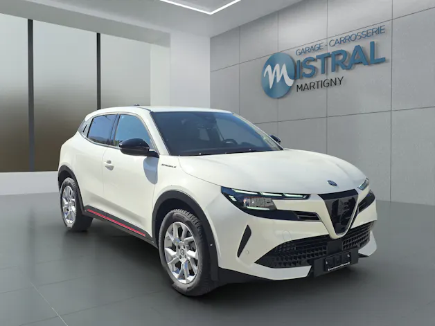 ALFA ROMEO Junior 1.2 Ibrida Speciale