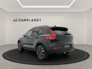 VOLVO XC40 2.0 B4 MH Black Edition