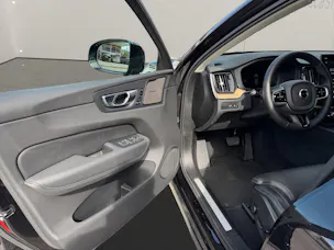 VOLVO XC60 2.0 T6 TE Plus Dark eAWD .