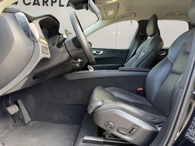 VOLVO XC60 2.0 T6 TE Plus Dark eAWD .