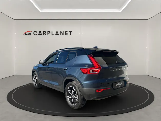 VOLVO XC40 2.0 B4 MH R-Design AWD