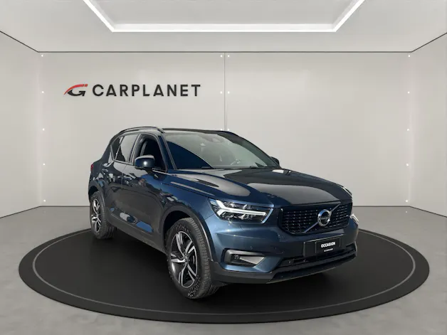 VOLVO XC40 2.0 B4 MH R-Design AWD