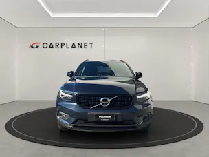VOLVO XC40 2.0 B4 MH R-Design AWD