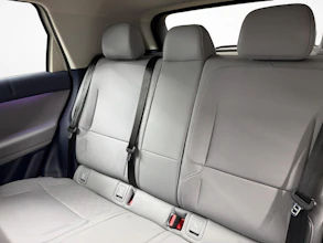 https://vehicle.imgix.net/4484355/8cd758d2-f53b-4dd8-8155-998f1a056d47.jpg