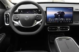 Fahrzeugbild LEAPMOTOR B10 1.5 Hybrid EV