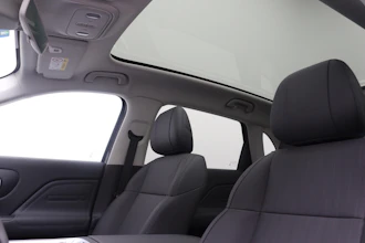 https://vehicle.imgix.net/4484413/ce71932d-161d-4634-8aee-c163cdd1e2e9.JPG