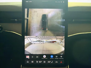 https://vehicle.imgix.net/4484551/27e0e9a0-5fcb-46ce-9a86-58c798b3397a.jpg