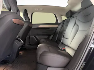 VOLVO ES90 Plus