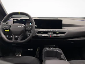 https://vehicle.imgix.net/4484578/3a4219ce-d6f3-4b47-9db3-519357e78b15.jpg