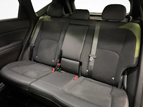 https://vehicle.imgix.net/4484578/8979810e-784a-4dcb-ad9c-3b26748b2641.jpg