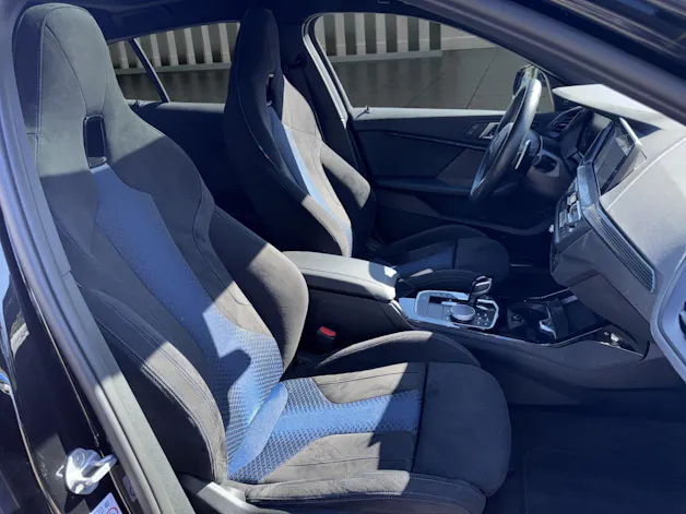 BMW 1er Reihe M135i xDrive M PERFORMANCE PAKET