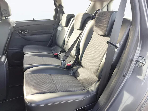RENAULT Grand Scénic 1.5 dCi Dynamique EDC 5P