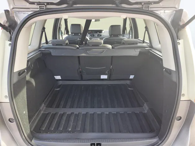 RENAULT Grand Scénic 1.5 dCi Dynamique EDC 5P