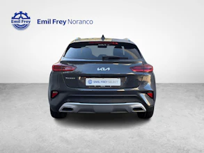 https://vehicle.imgix.net/4484630/ec9f21f1-5a4c-49e2-adb8-74f5f7165e8e.jpg