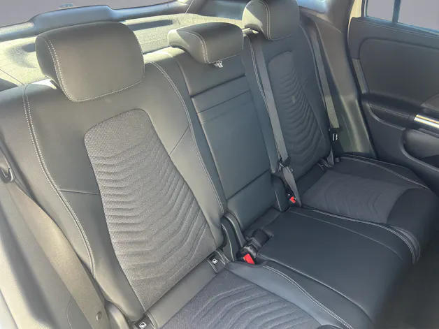 MERCEDES-BENZ GLA-Klasse H247 GLA 250 e EQ Star Progressive