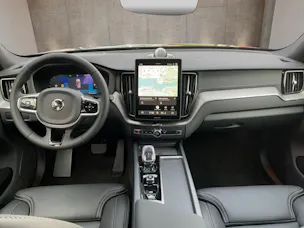 VOLVO XC60 2.0 B5 MH Black Edition AWD