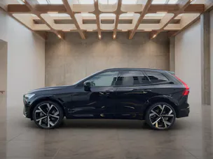 VOLVO XC60 2.0 B5 MH Black Edition AWD