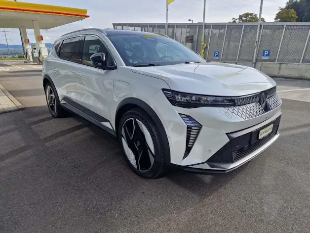 RENAULT Scénic E-Tech iconic