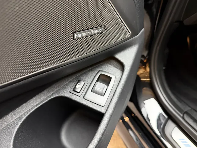 BMW 3er Reihe G21 320e SAG