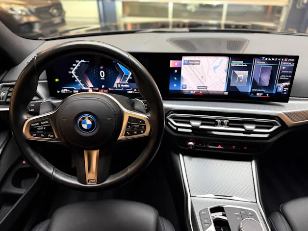 BMW 3er Reihe G21 320e SAG