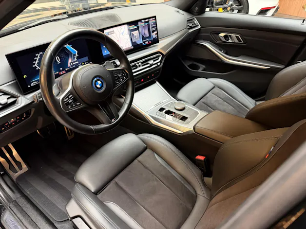 BMW 3er Reihe G21 320e SAG