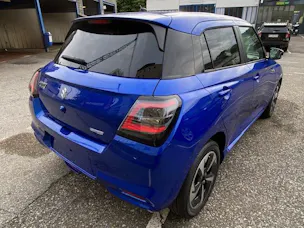 Suzuki Swift 1.2 Sakura Top Hybrid