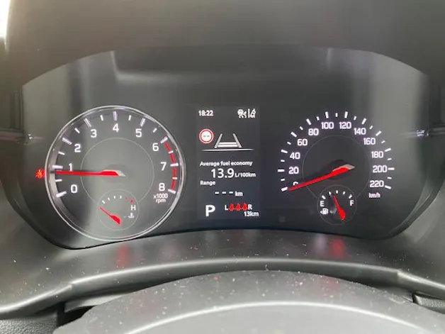 Suzuki Swift 1.2 Sakura Top Hybrid