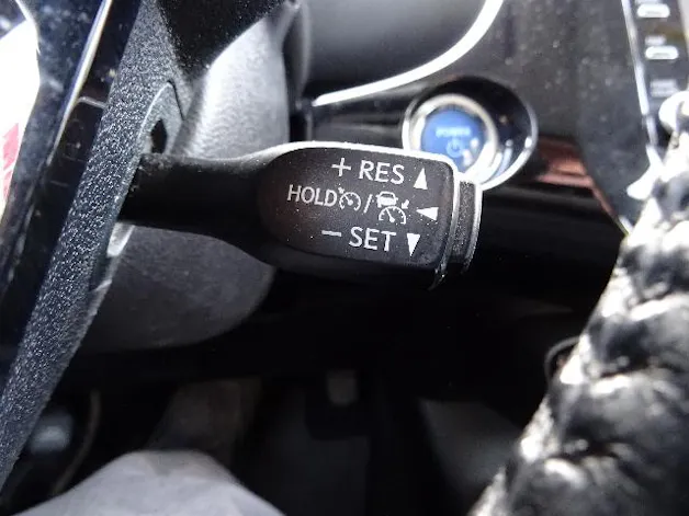 Toyota Prius 1.8 VVTi HSD Plug-In Premium
