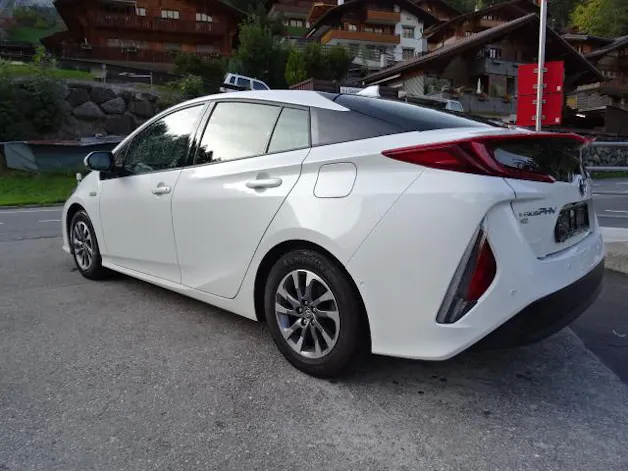 Toyota Prius 1.8 VVTi HSD Plug-In Premium
