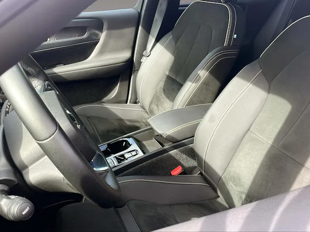 VOLVO XC40 1.5 T5 PiH Plus Dark