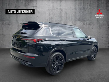 MITSUBISHI OUTLANDER 3
