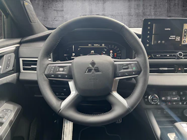 MITSUBISHI OUTLANDER 10